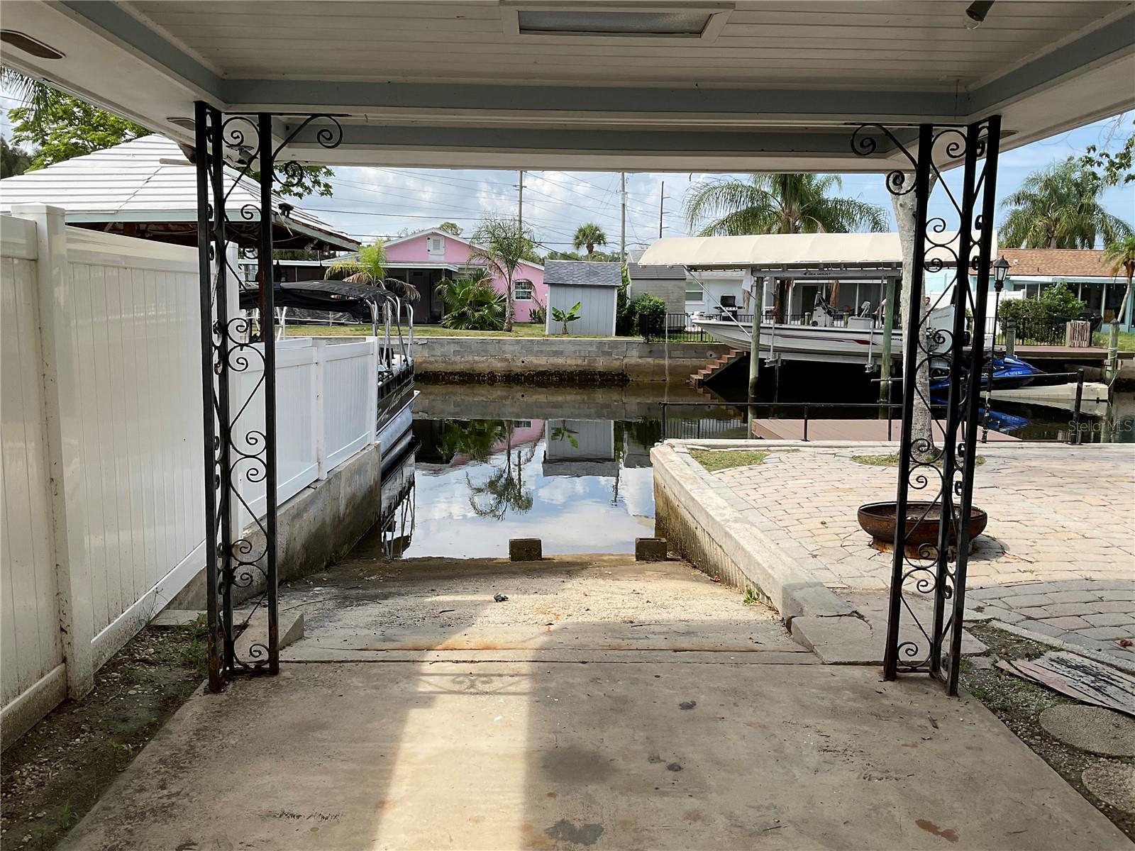 7104 Fair Lane, FL