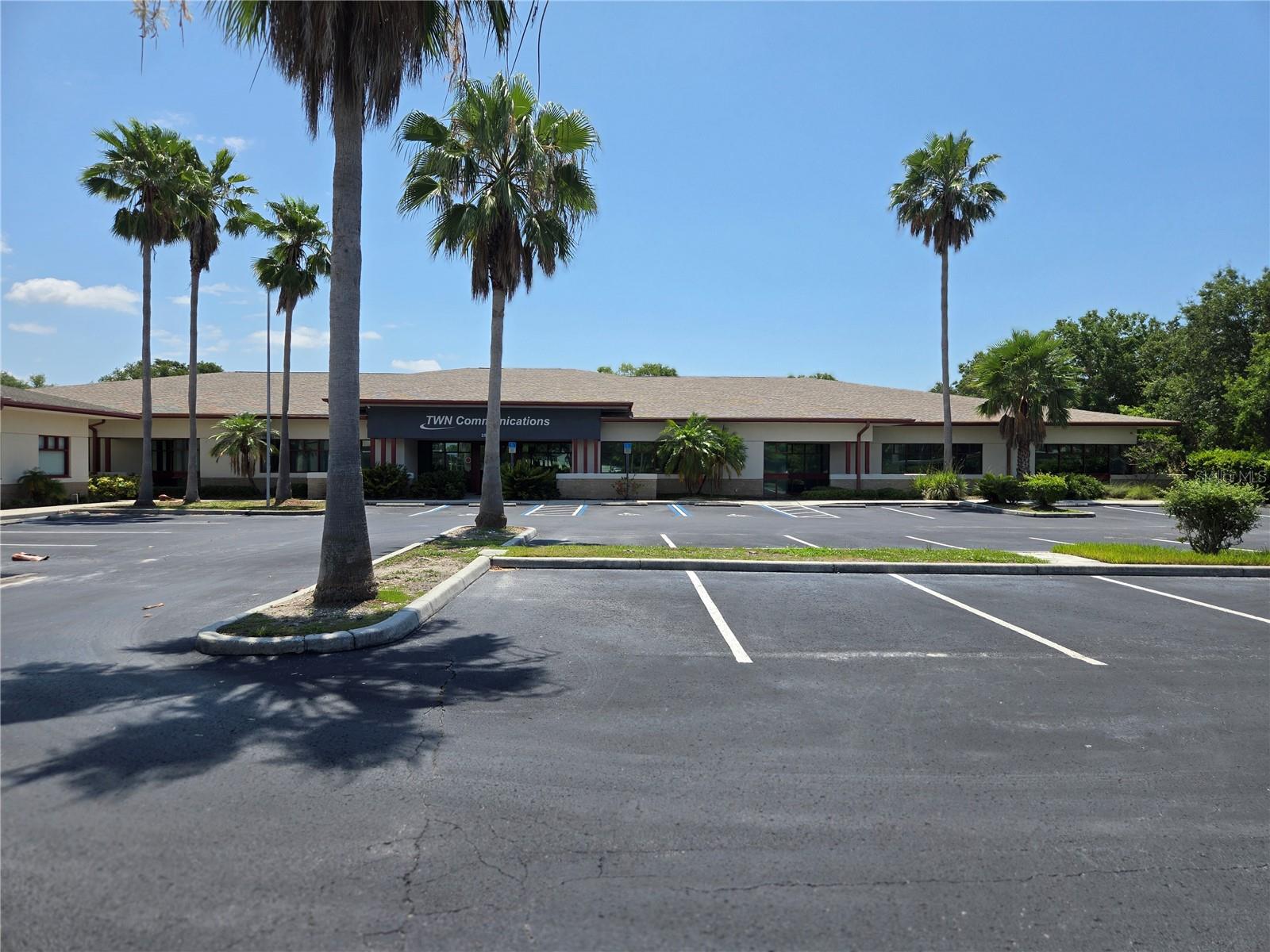 255 Pine Ave N, FL