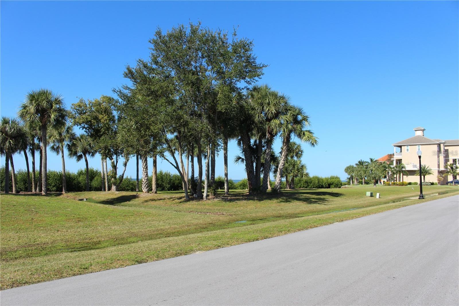 4557 Harborpointe Dr, FL