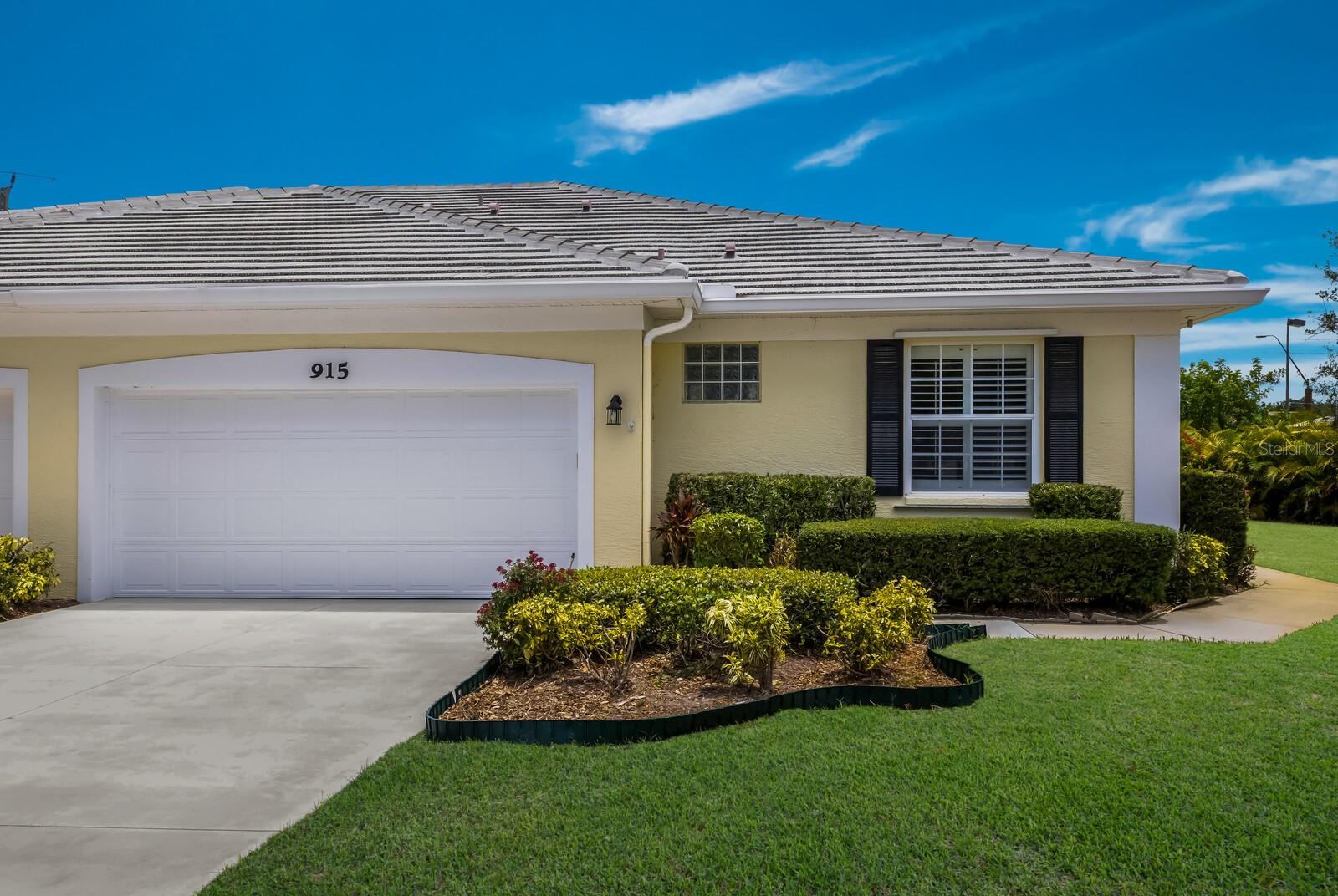 915 Barclay Court, FL