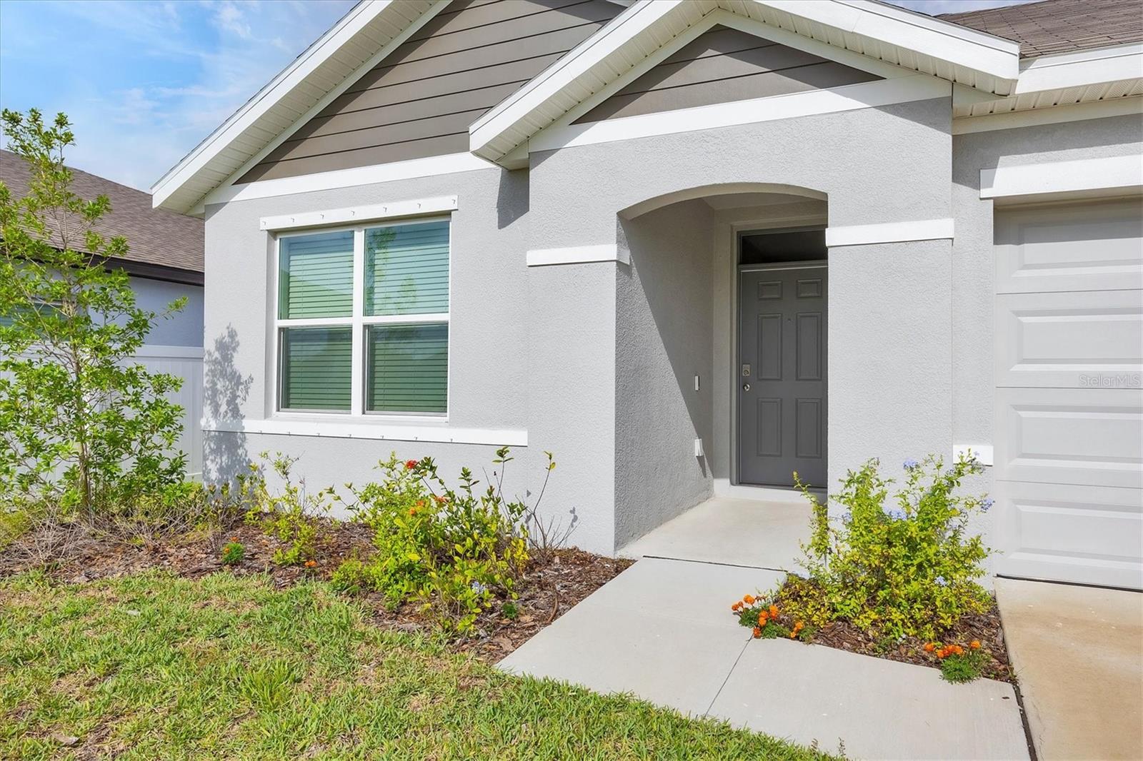 2105 Grand Flora Trail, FL