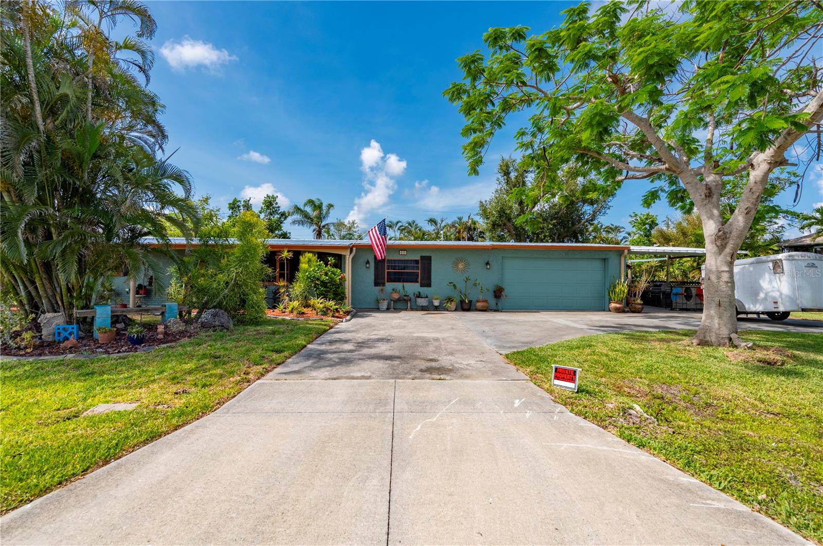 611 Bonita Ct, FL