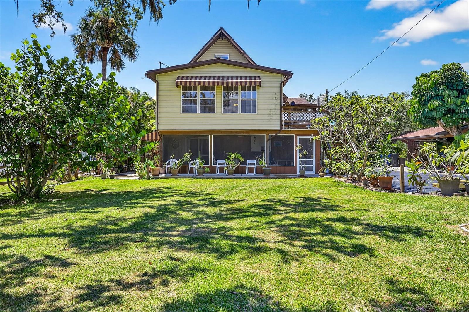 606 Dickman Drive, FL