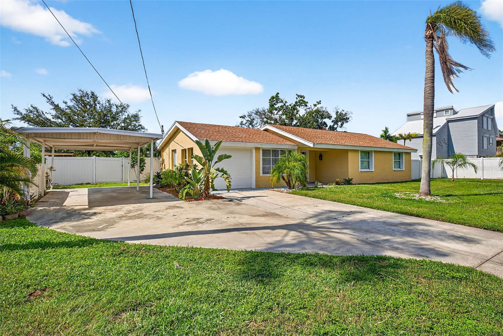 3225 W Shell Point Rd, FL
