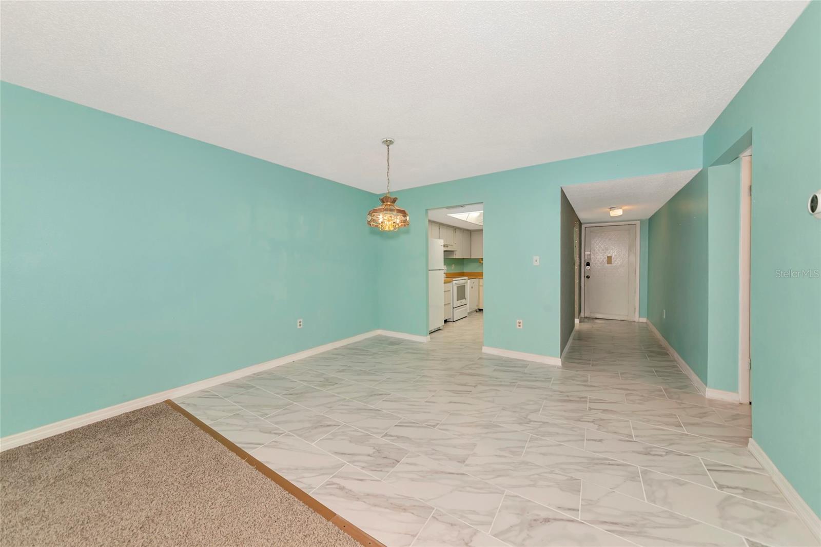 3072 Lake Bayshore Drive, FL