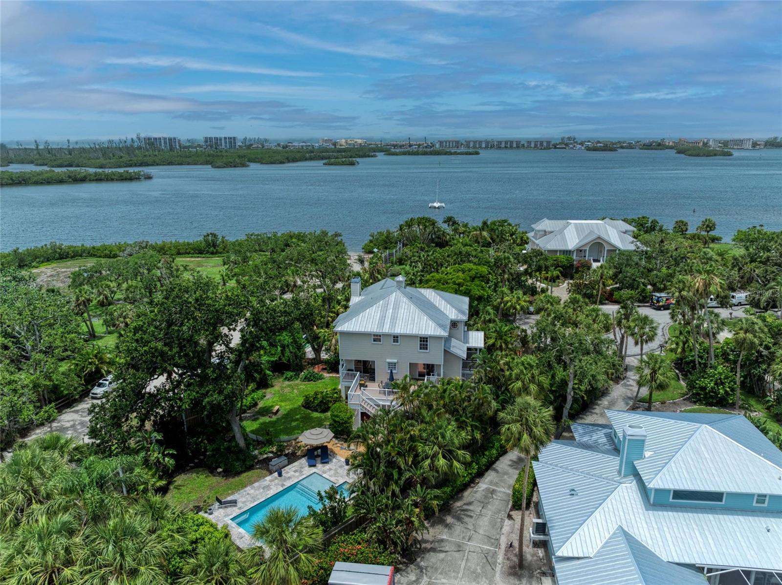 8963 Fishermens Bay Drive, FL