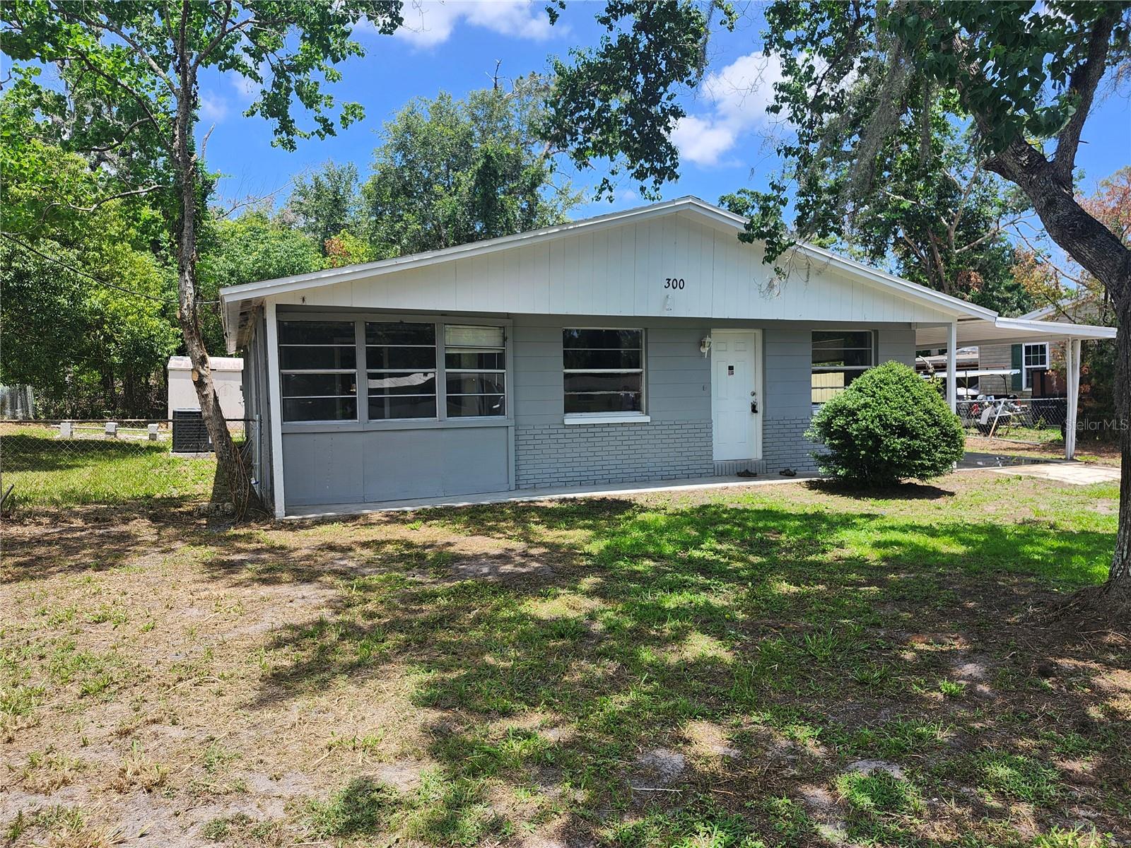 300 Midwood Dr, FL