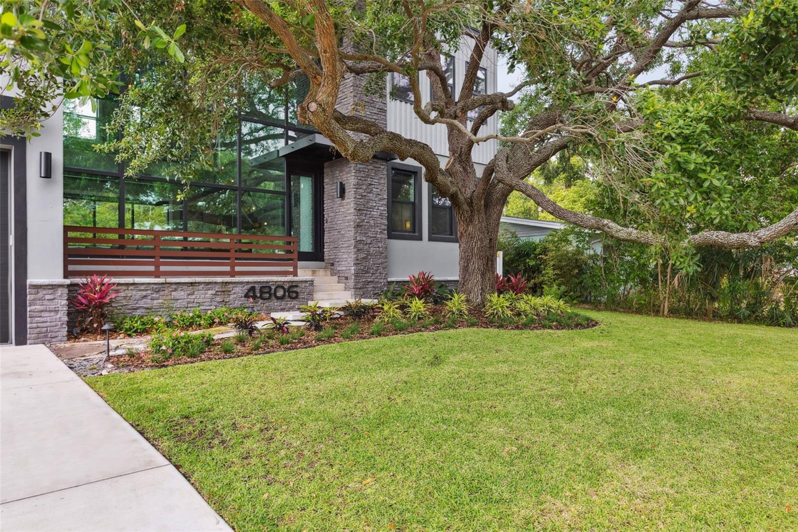 4806 Euclid Avenue, FL
