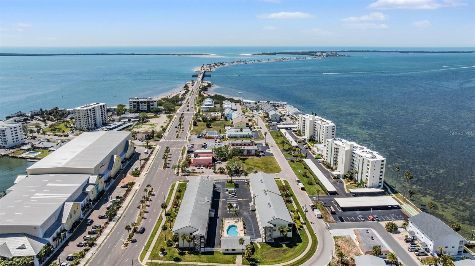 340 Causeway Boulevard, FL