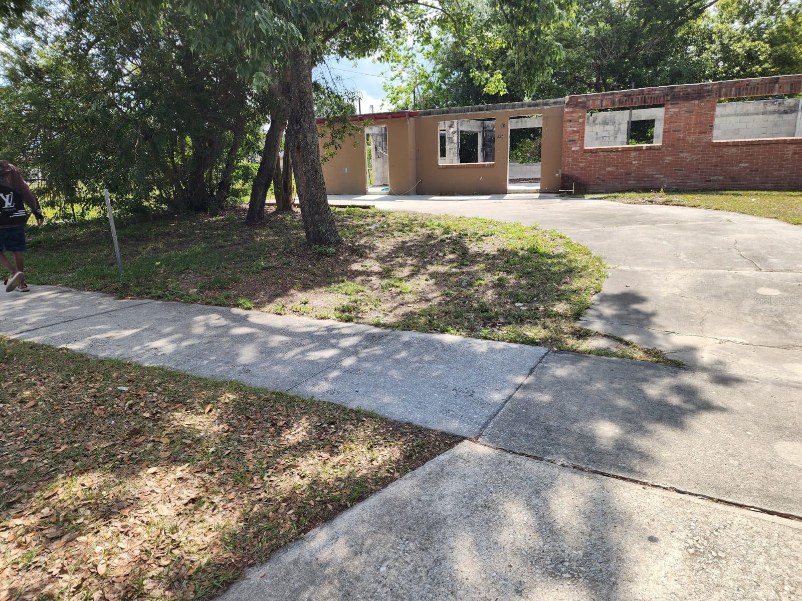 2260 Willie Mays Pkwy, FL