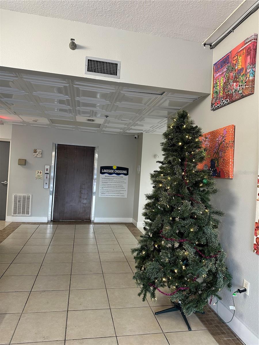 701 Madison Avenue, FL