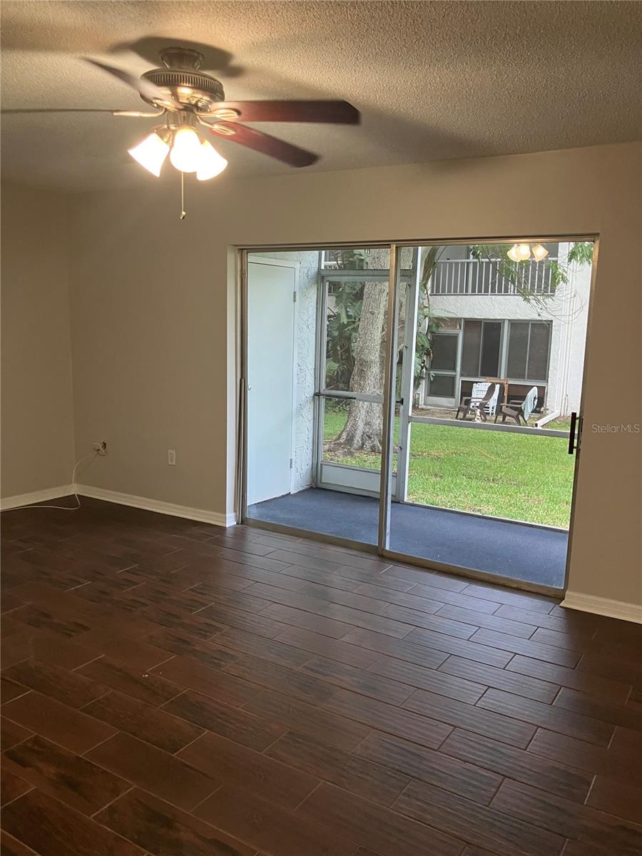 337 Mcmullen Booth Road, FL