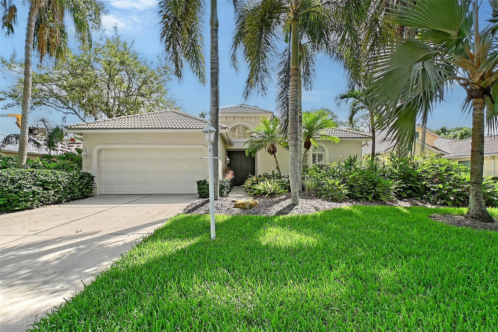 5839 Los Verdes Court, FL