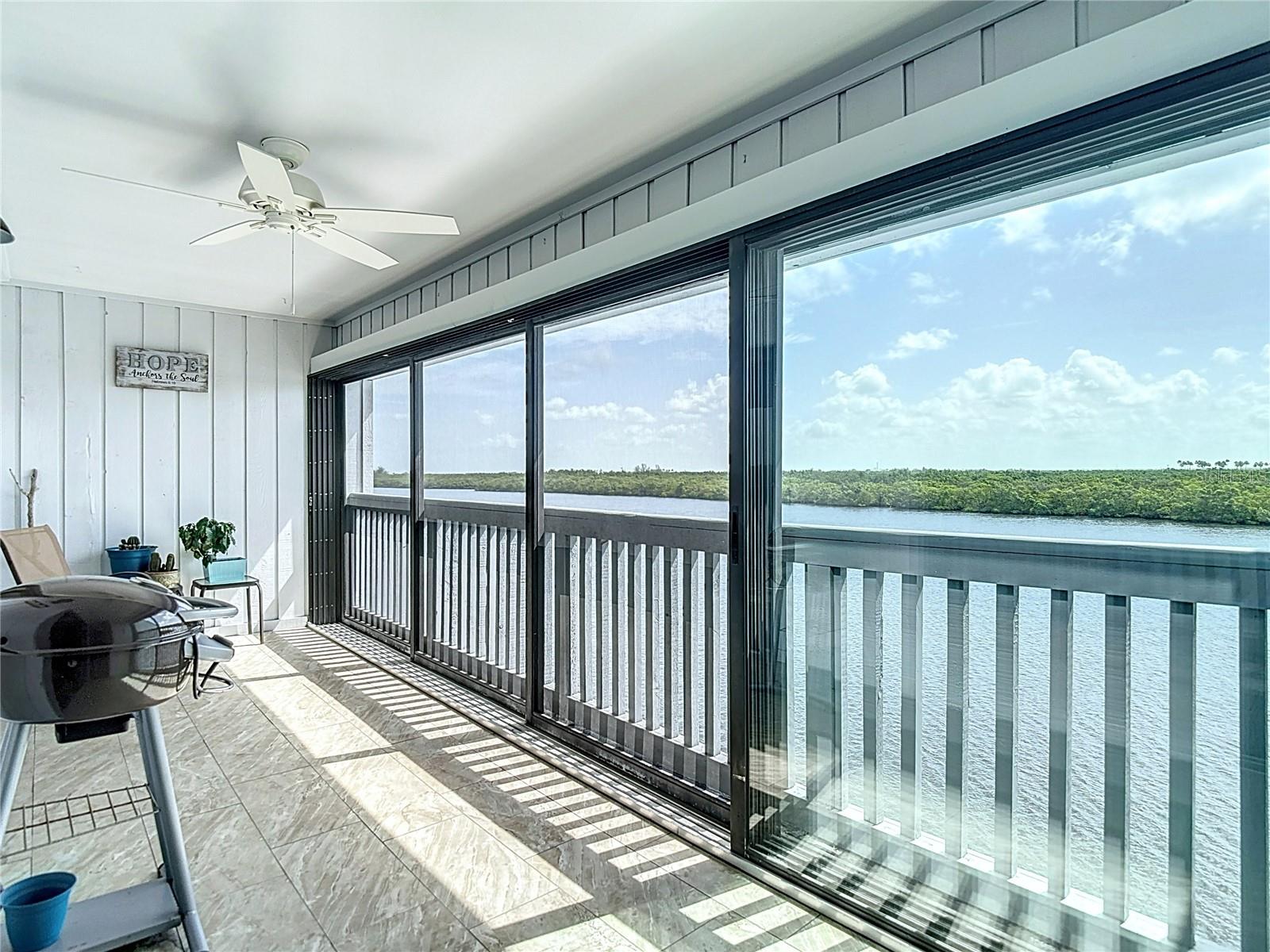 809 Bahia Del Sol Dr #72, FL