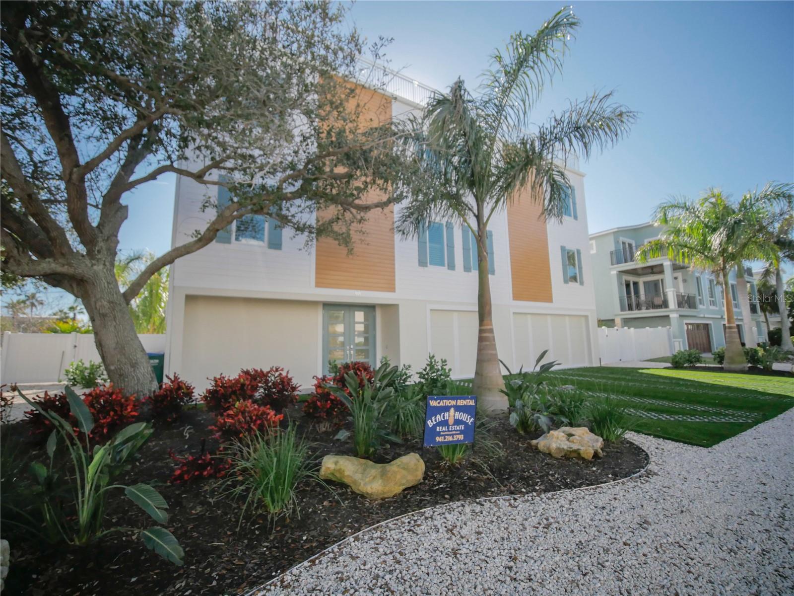 111 6th St N, FL