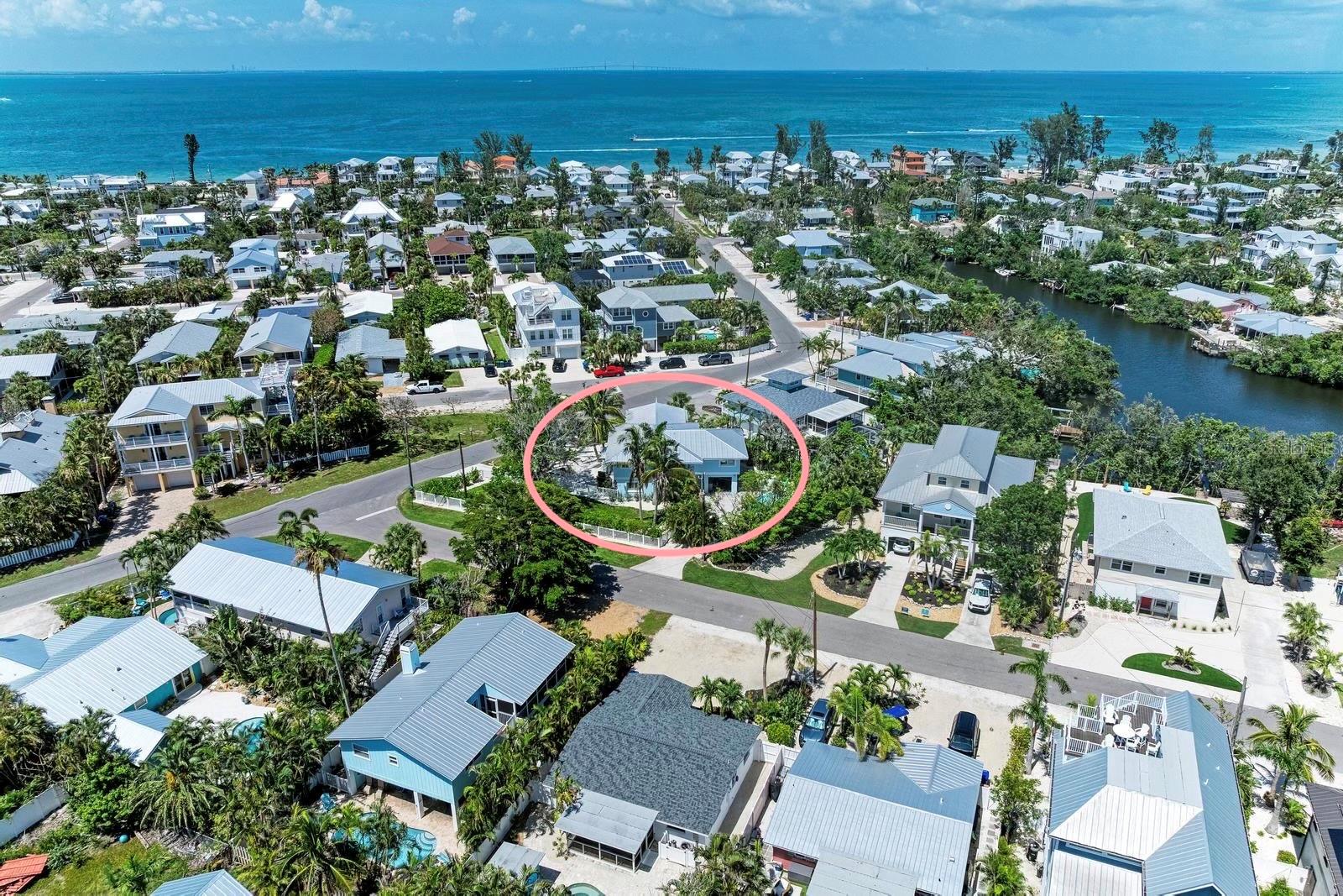 733 Holly Rd, FL