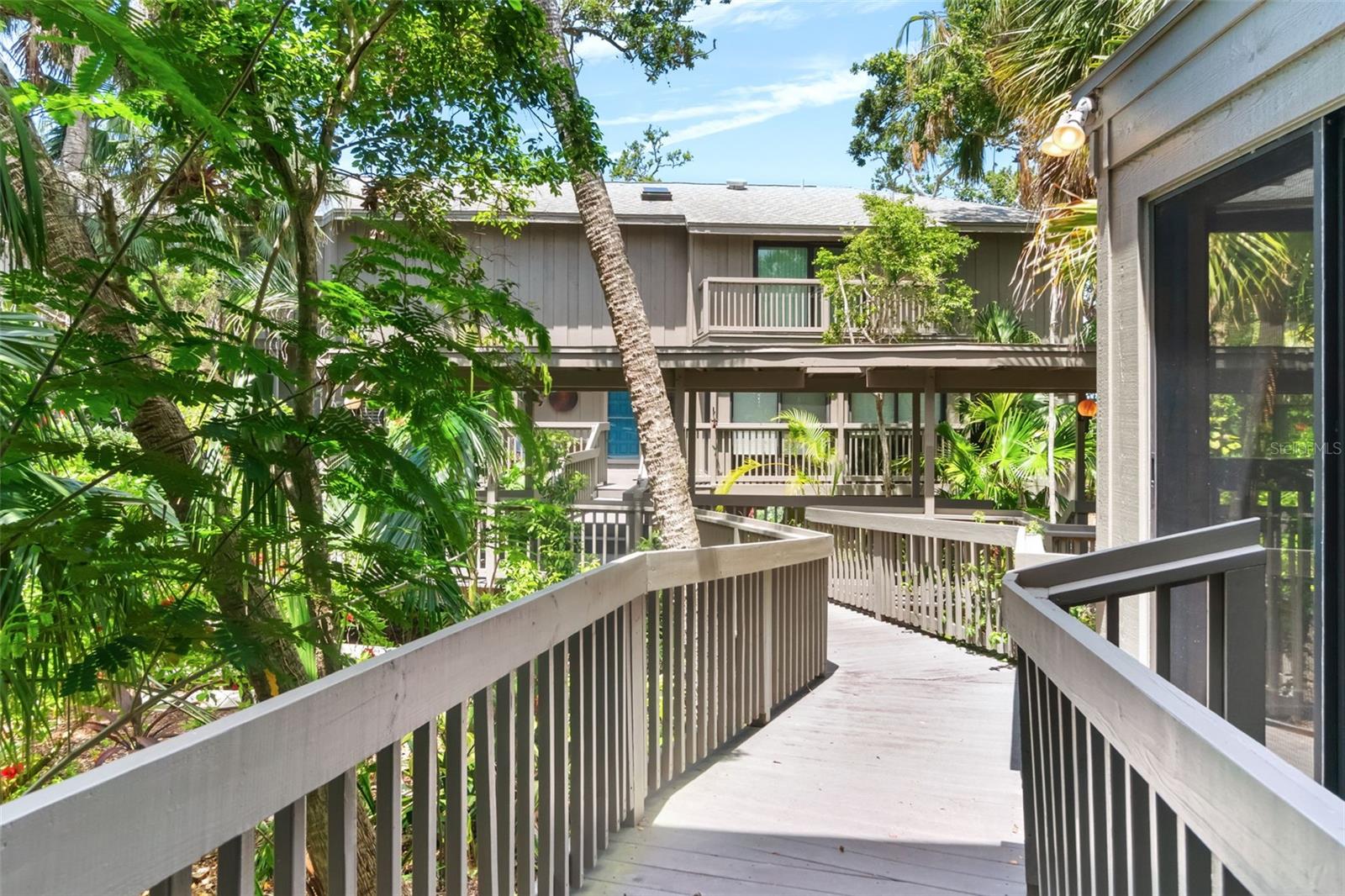 1347 Landings Drive, FL