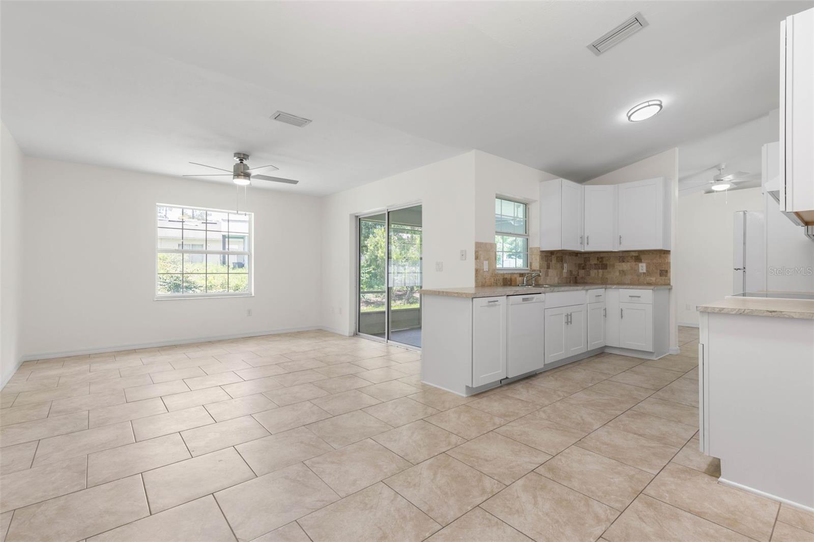 23 Pennfield Lane, FL