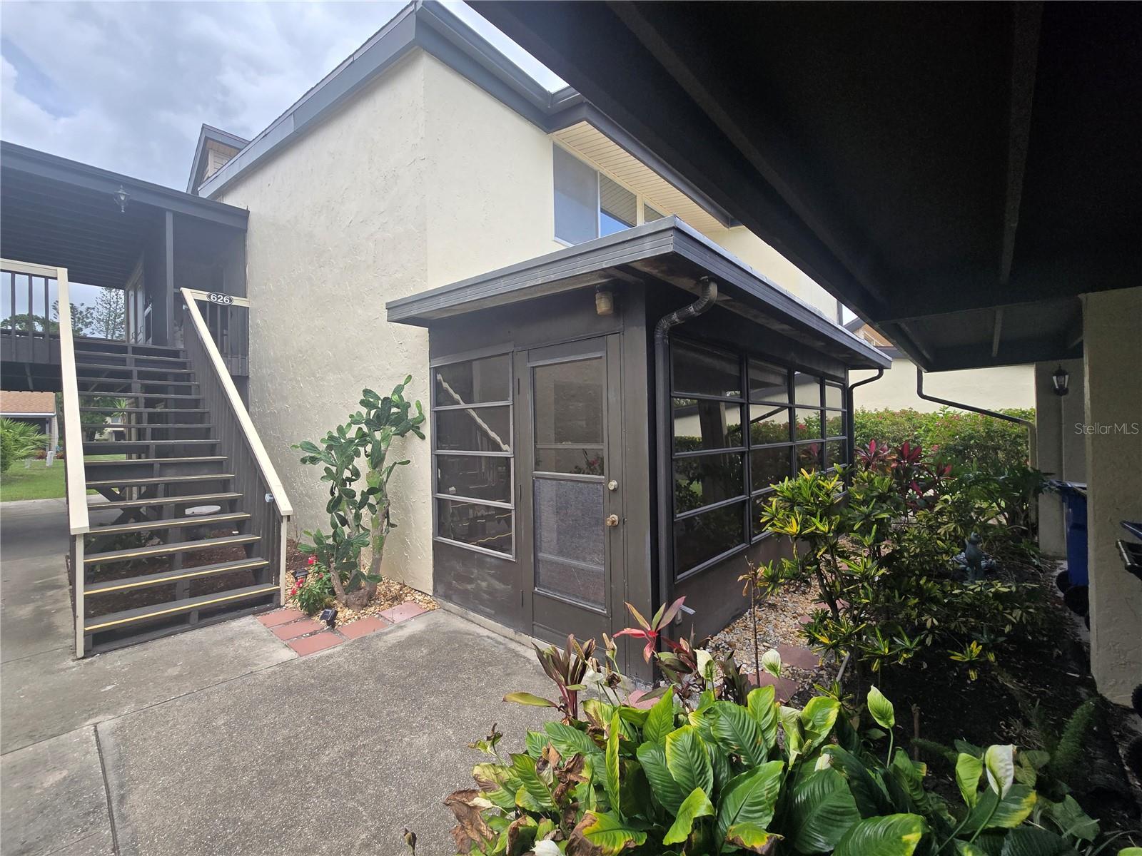 624 White Pine Tree Rd #5, FL
