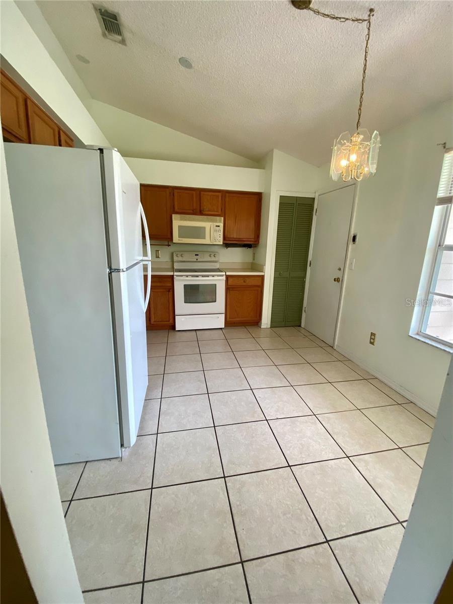 5230 Clarion Oaks Drive, FL