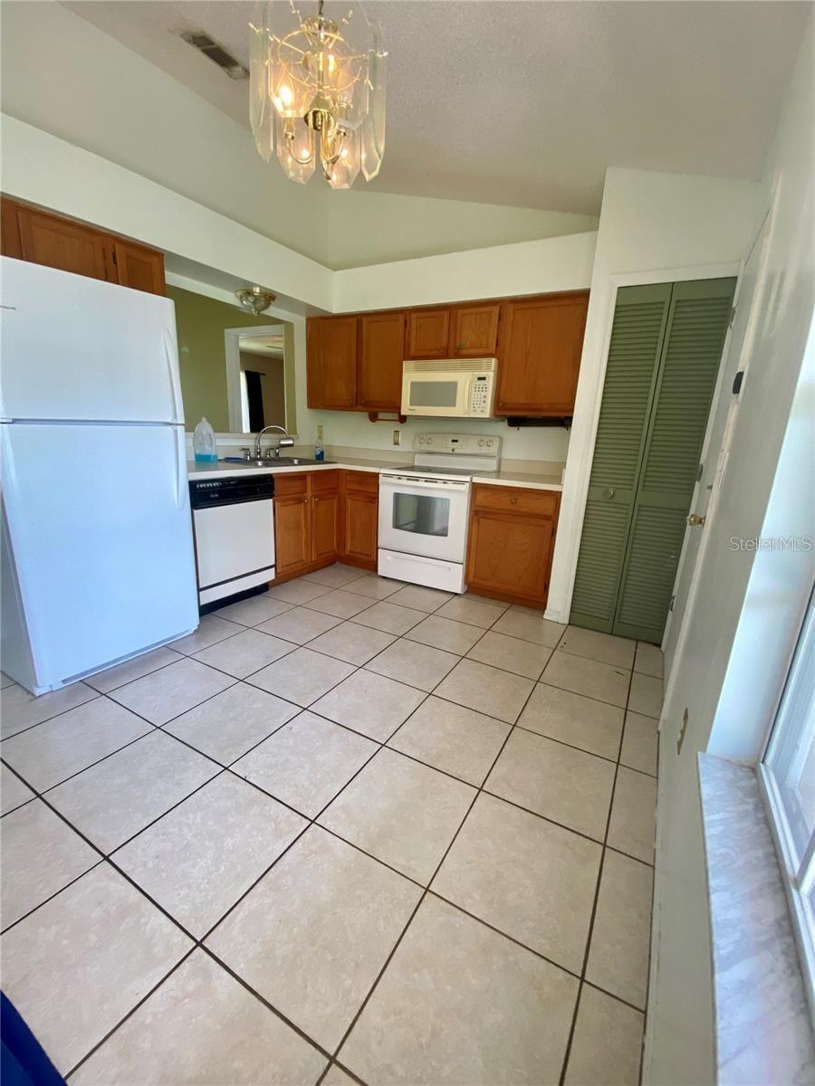 5230 Clarion Oaks Drive, FL