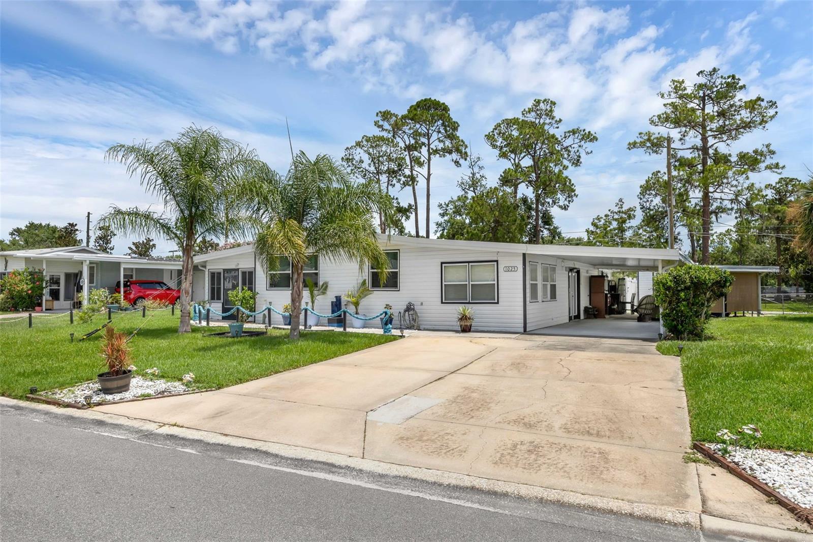 1025 Capella Drive, FL