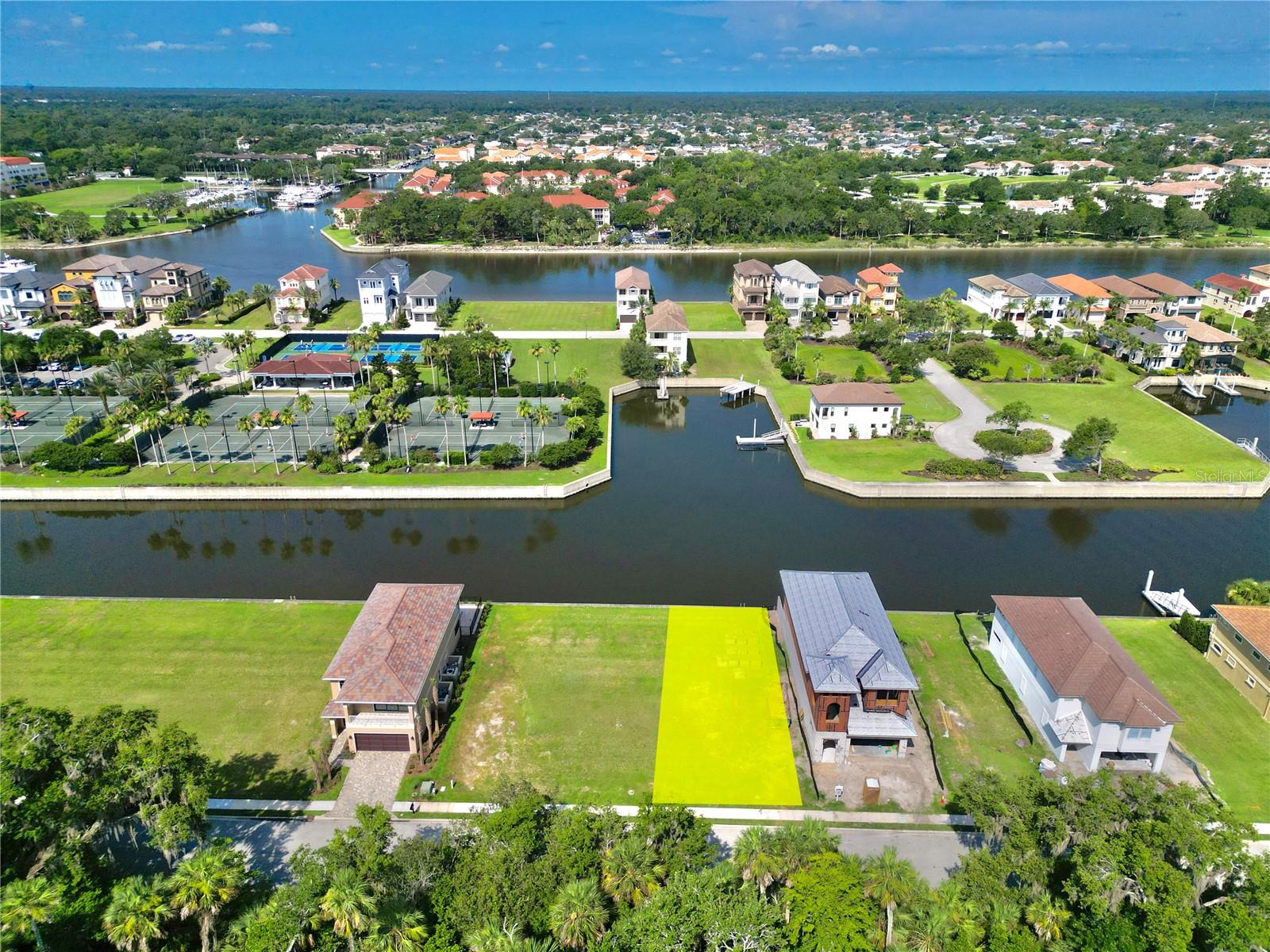 244 Harbor Village Pt N, FL