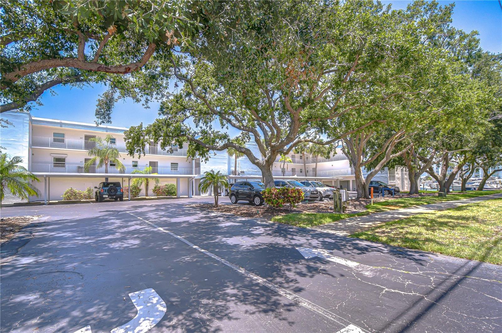 340 Pinellas Bayway, FL