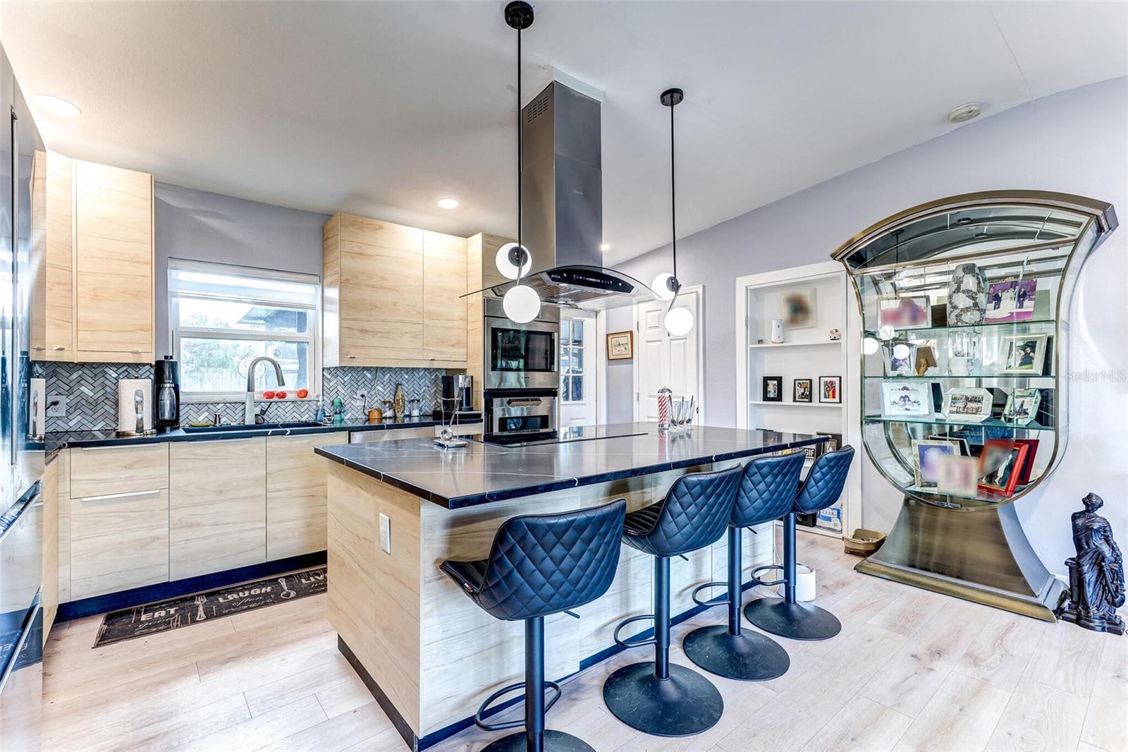 740 Naples Drive, FL