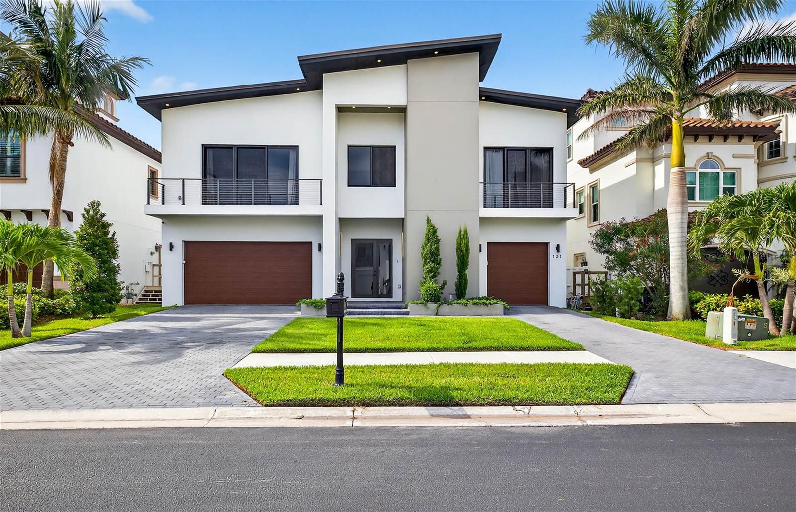 131 Forest Hills Drive, FL