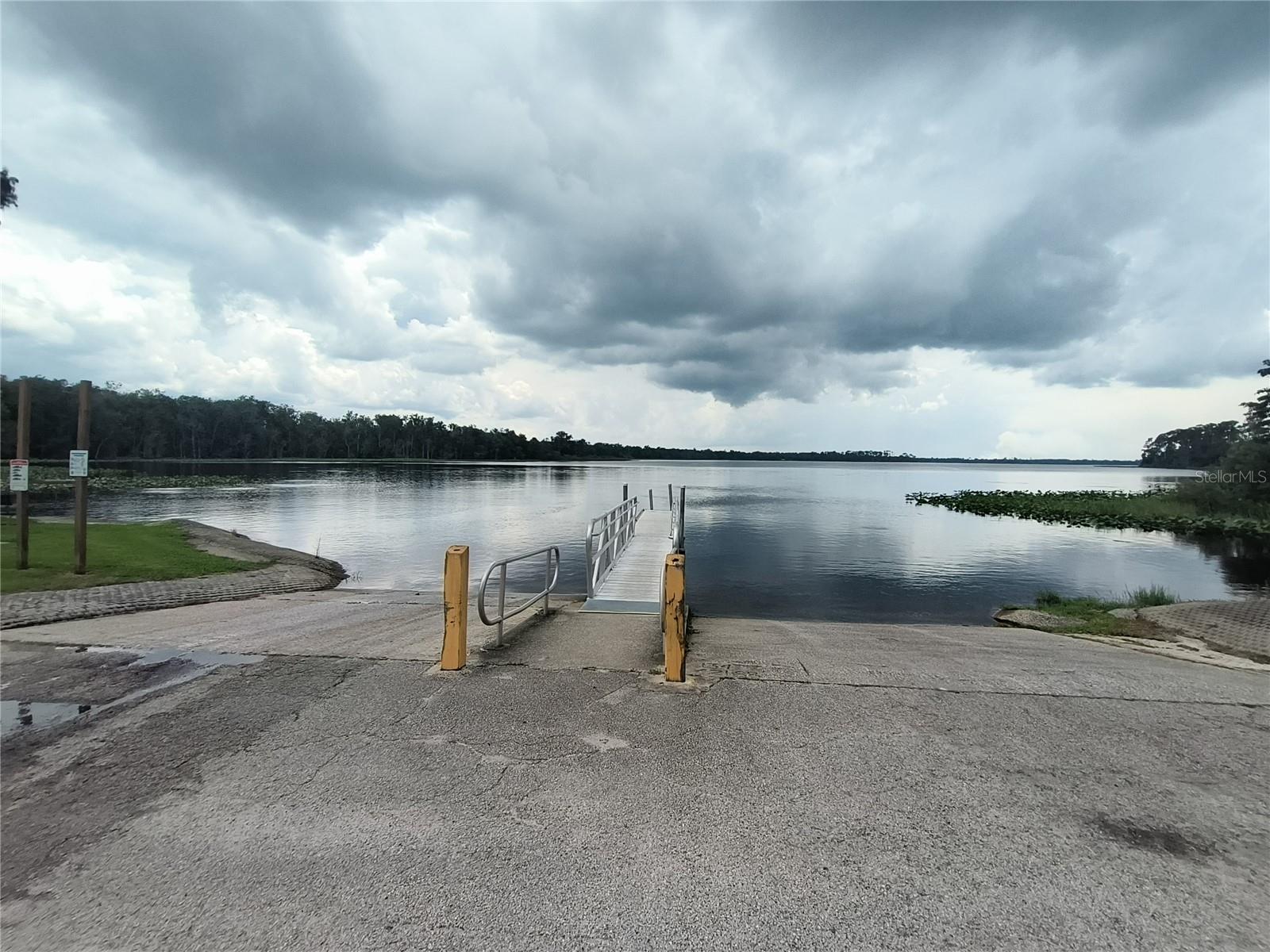 No Street, FL
