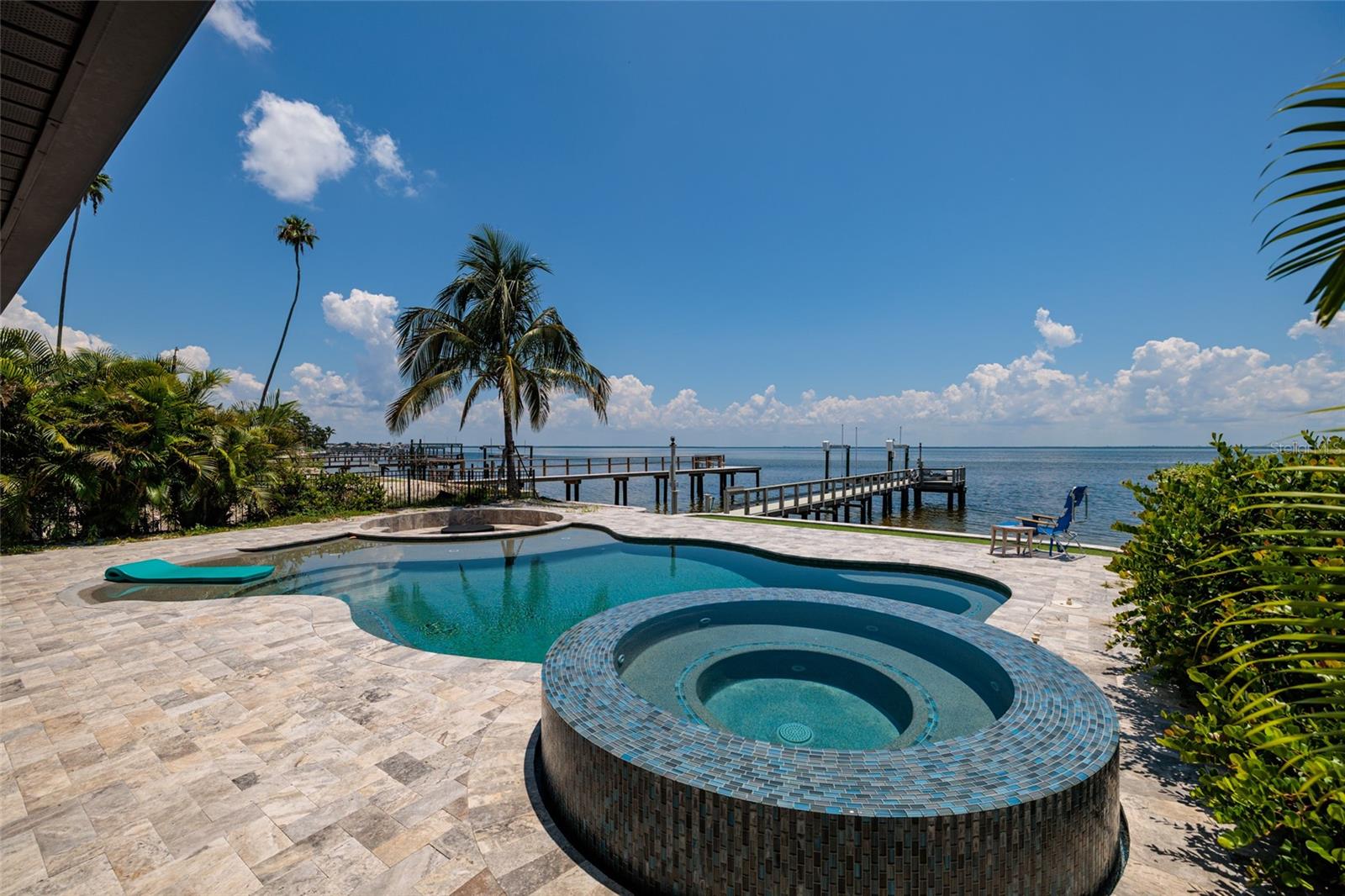 3319 Bayshore Blvd Ne, FL