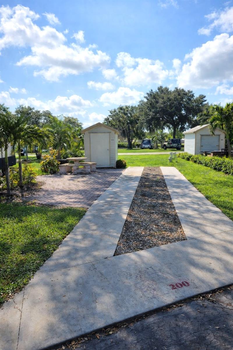 2938 Par Dr #200, FL
