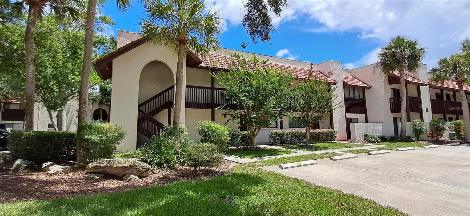 7201 Country Club Dr #G21, FL