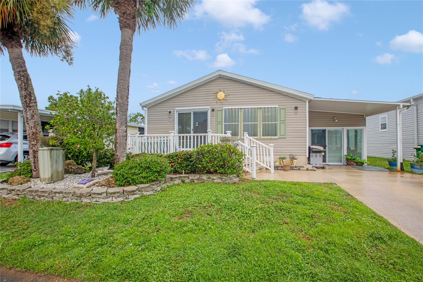 2100 Kings Highway, FL