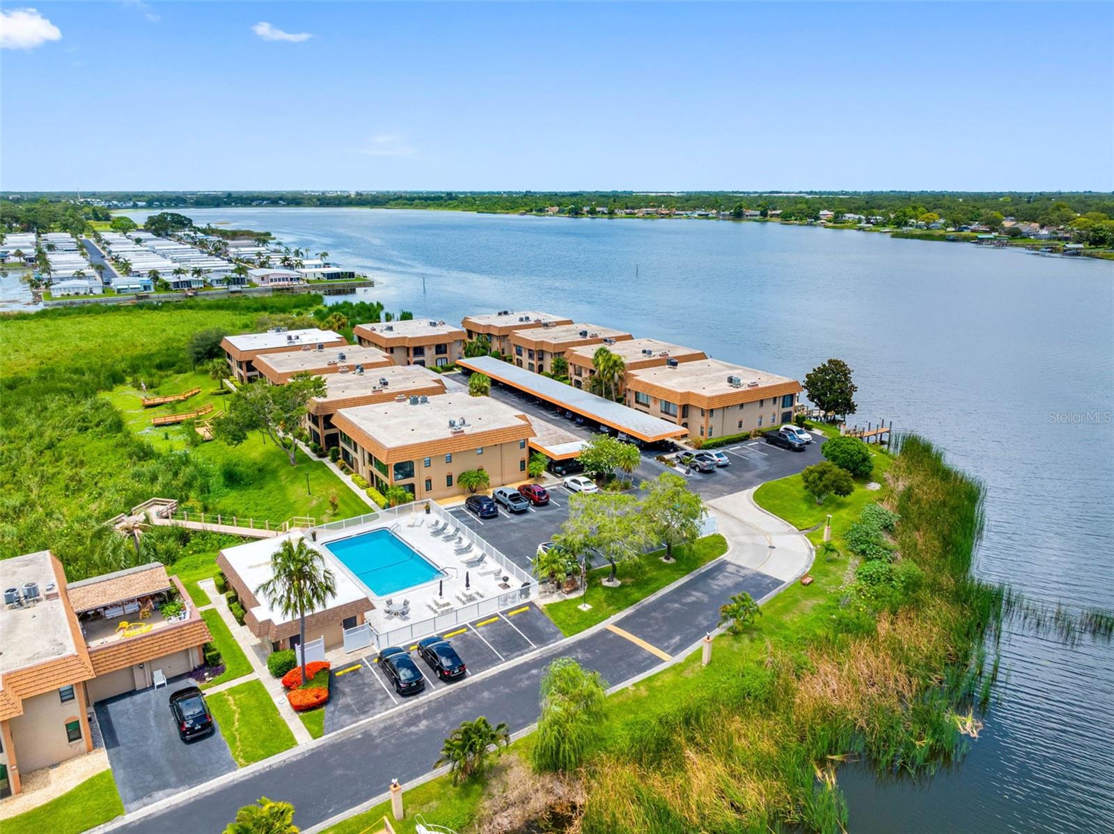 10182 Seminole Island Dr, FL