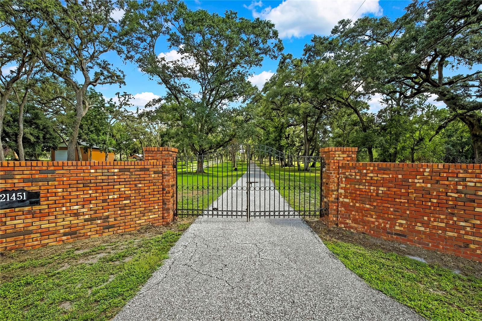 21451 Us Highway 98, FL