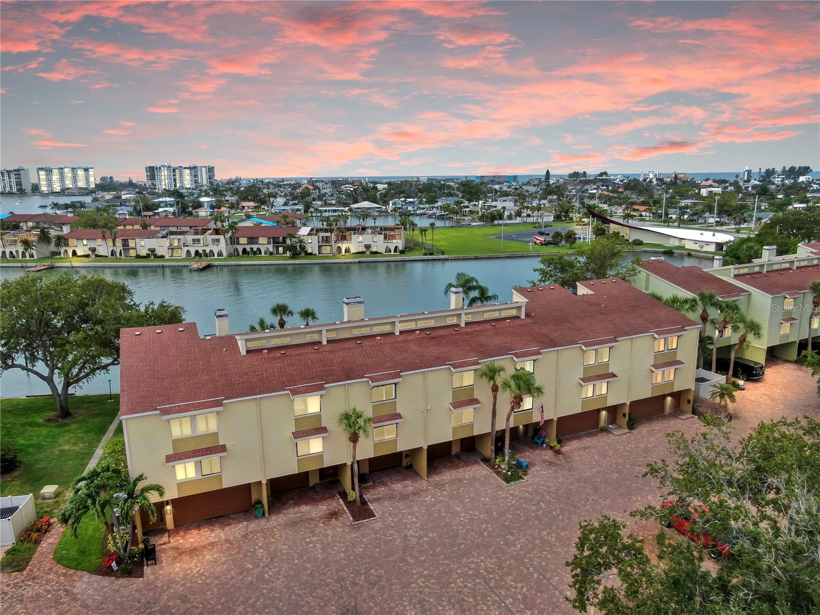 459 Haven Point Drive, FL