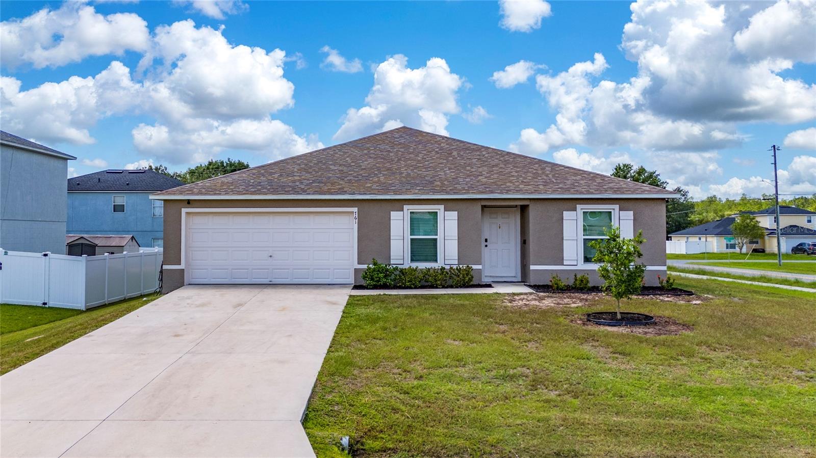 761 Parrot Ct, FL