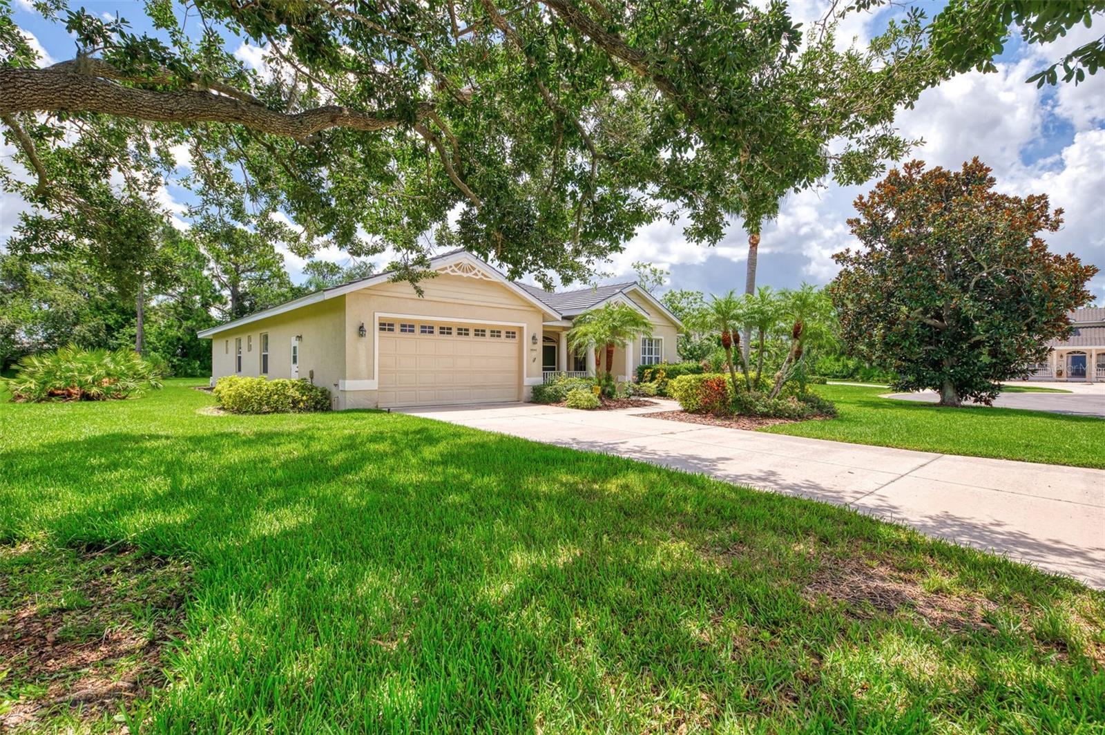 6644 Butlers Crest Drive, FL
