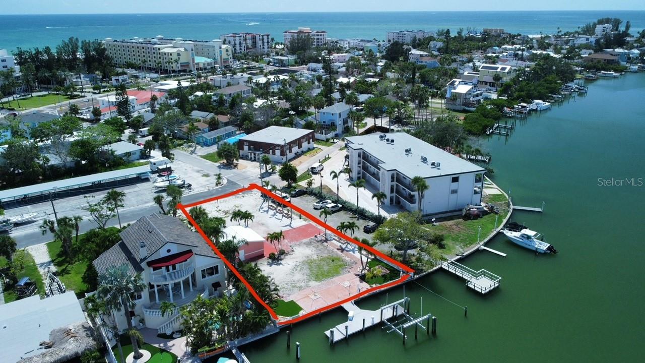 11855 1st Street, FL