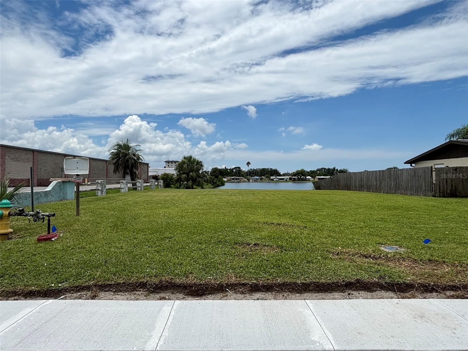 4368 Sunray Dr, FL