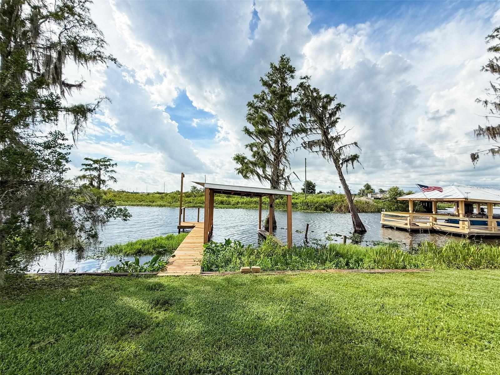 1401 Highway 50, FL