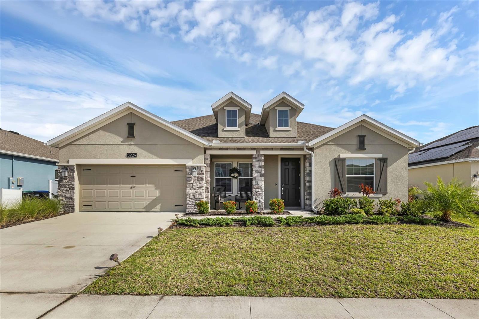 5229 Red Coral Cir, FL