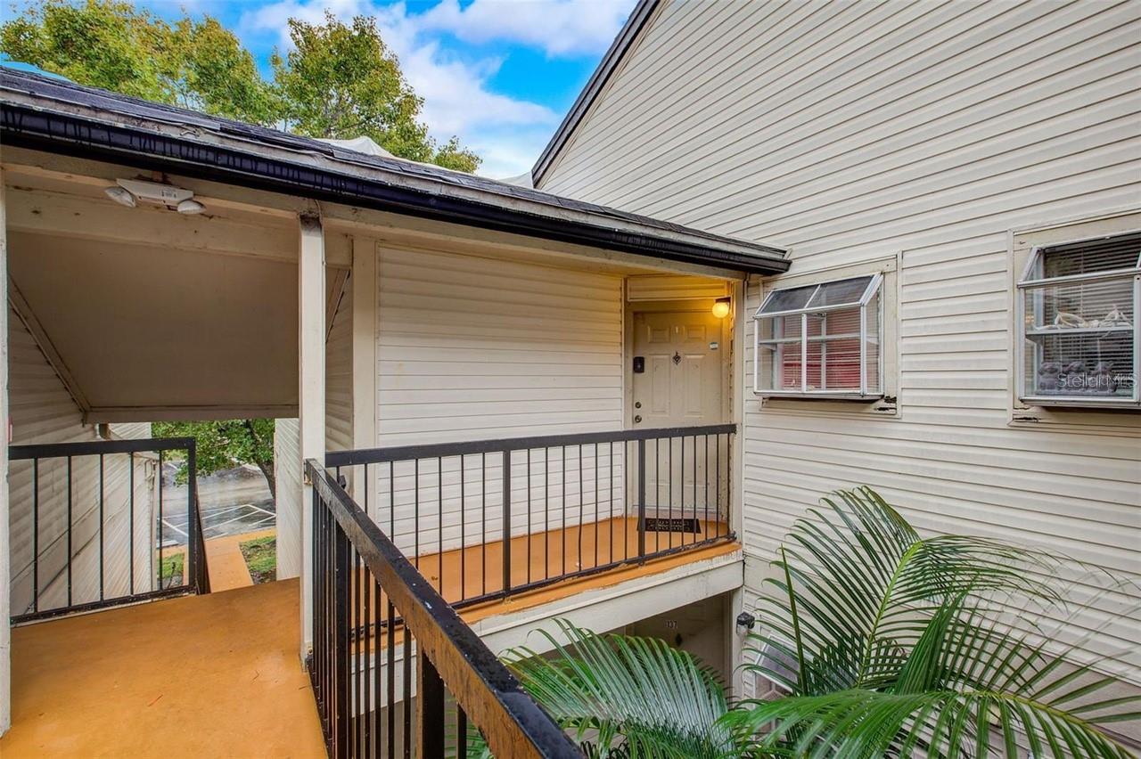 1956 Lake Atriums Circle, FL