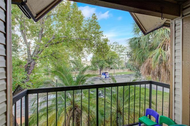 1956 Lake Atriums Circle, FL