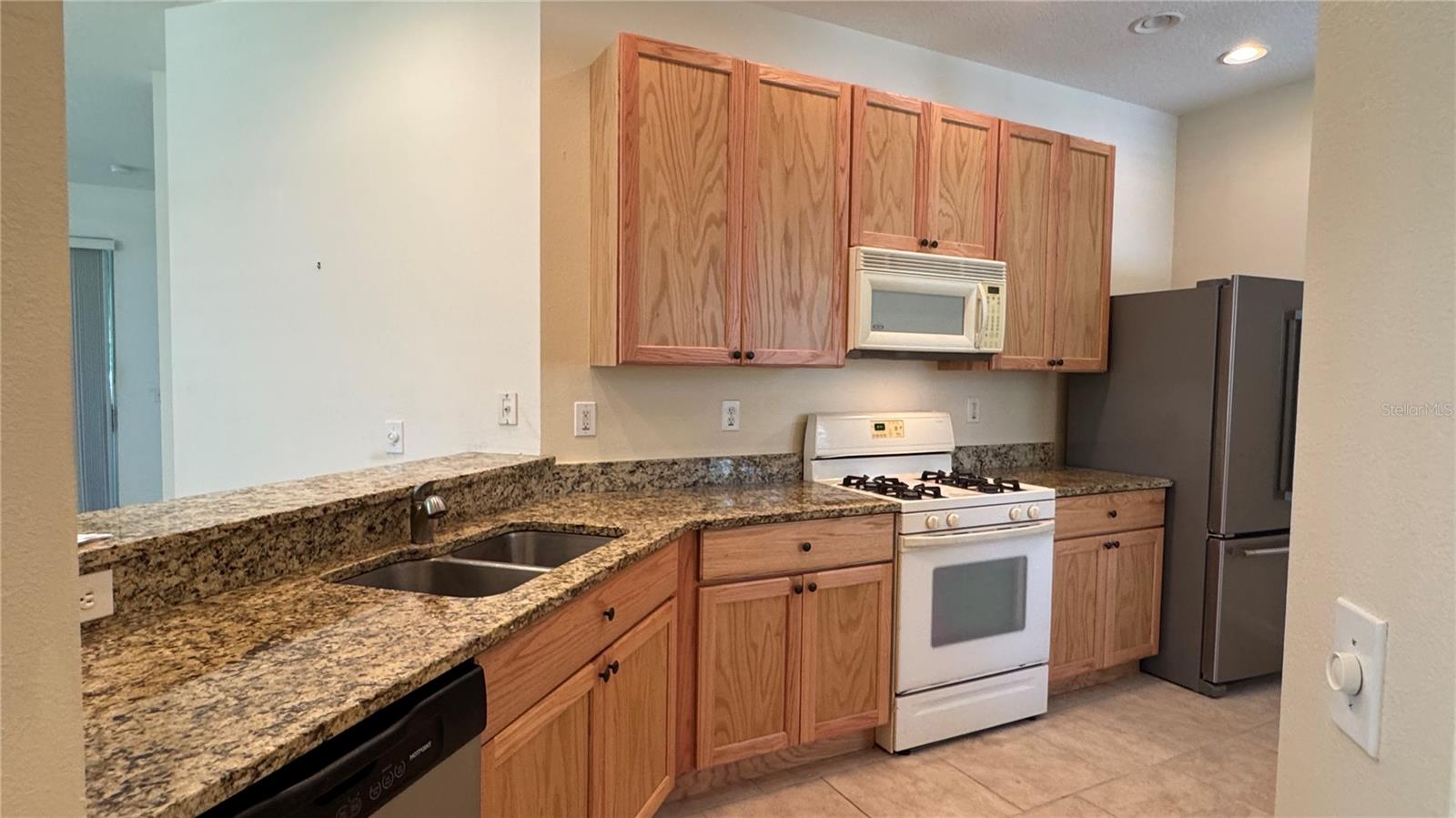 8228 Simpson Falls Court, FL