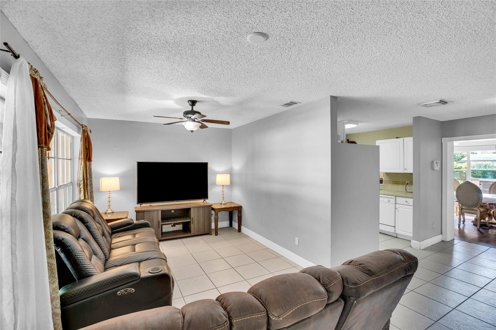 5402 Shannon Drive, FL