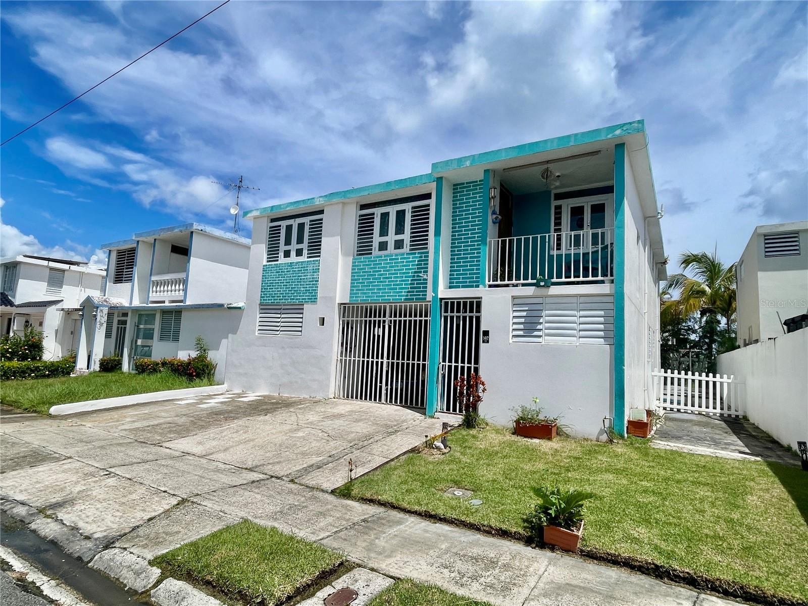 303 Coral Street, PR