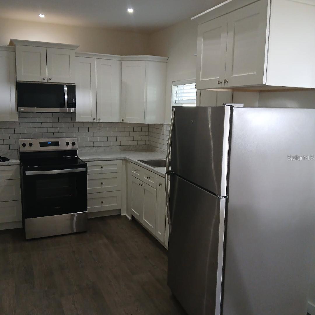 212 Broad Street, FL
